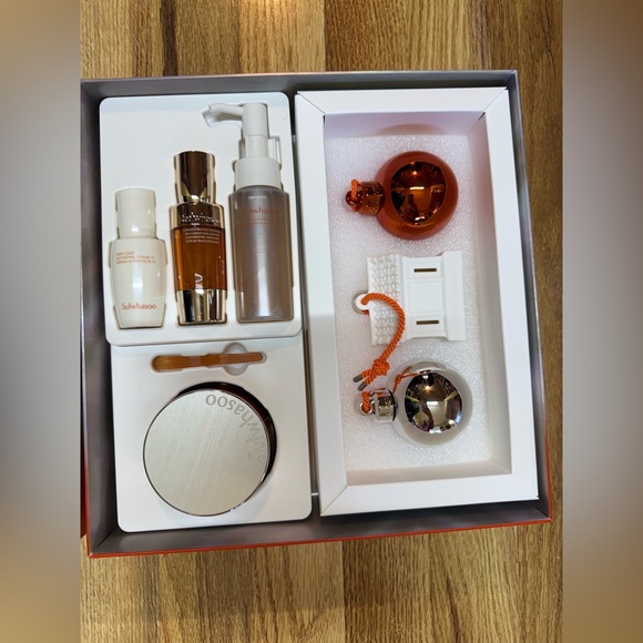 2024 New Sulwhasoo Concentrated Ginseng Rejuvenating Cream Rich Set K-Beauty - Picture 8 of 13